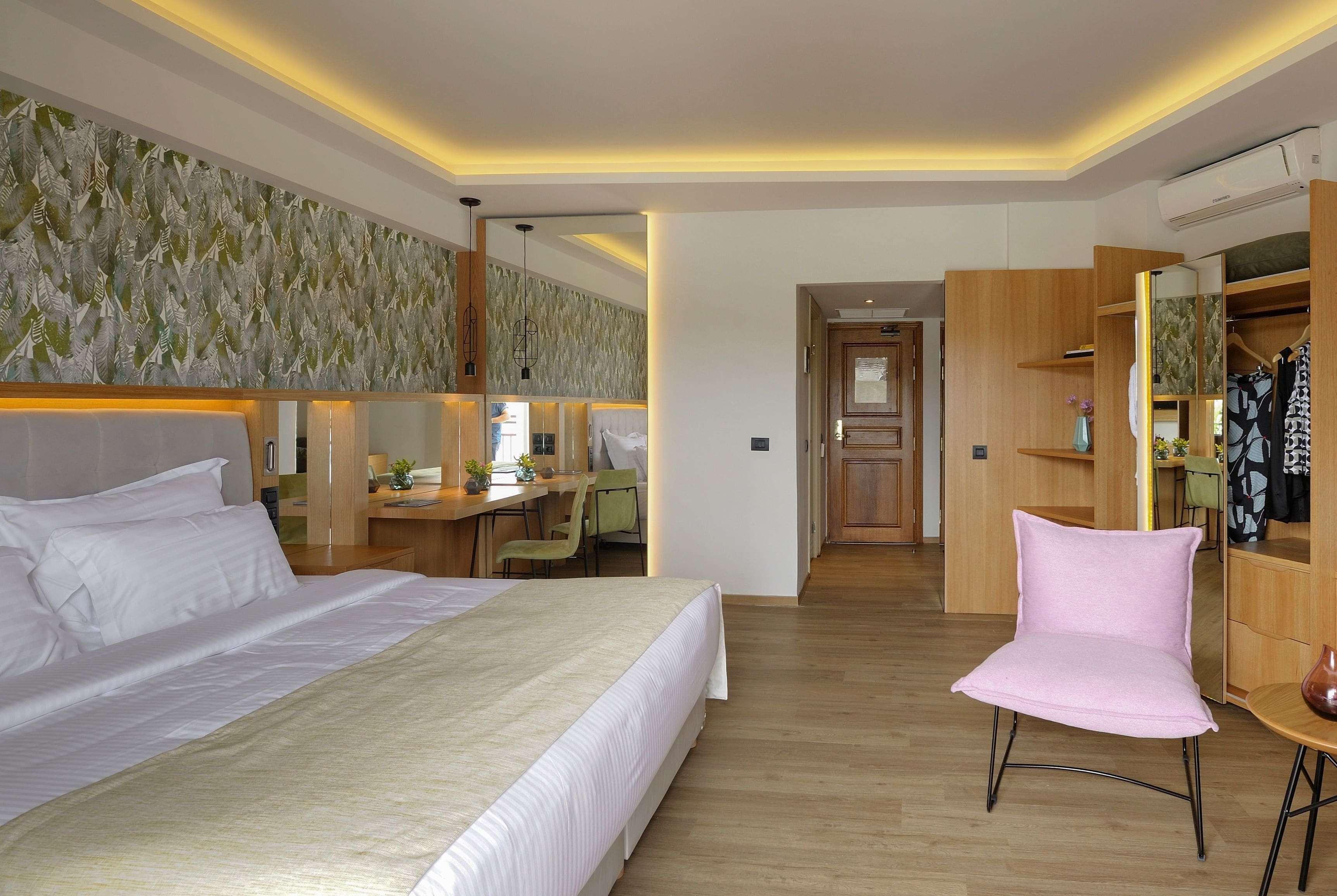 Dolce By Wyndham Athens Attica Riviera Hotel 5*