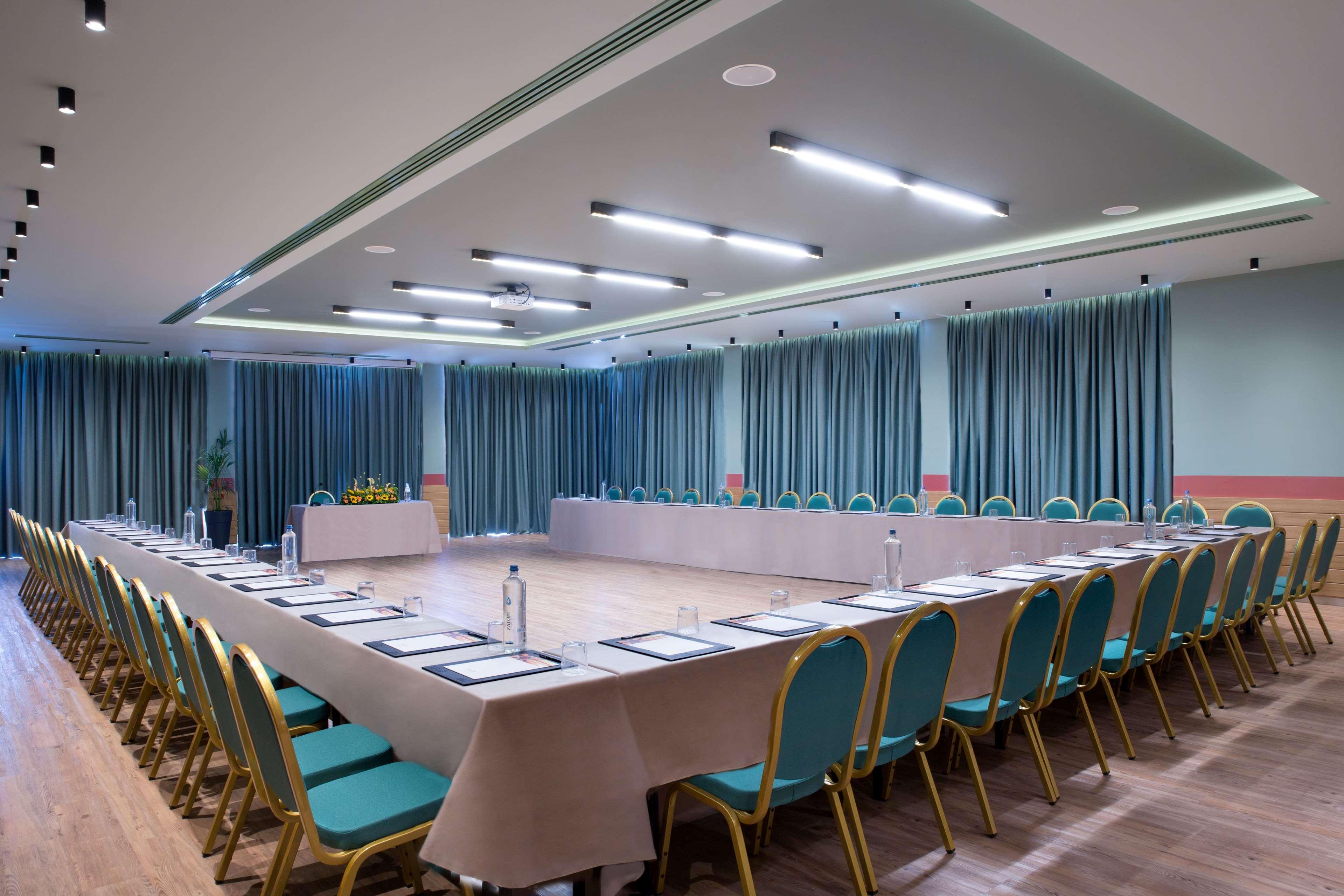 Dolce By Wyndham Athens Attica Riviera 5* Враврона