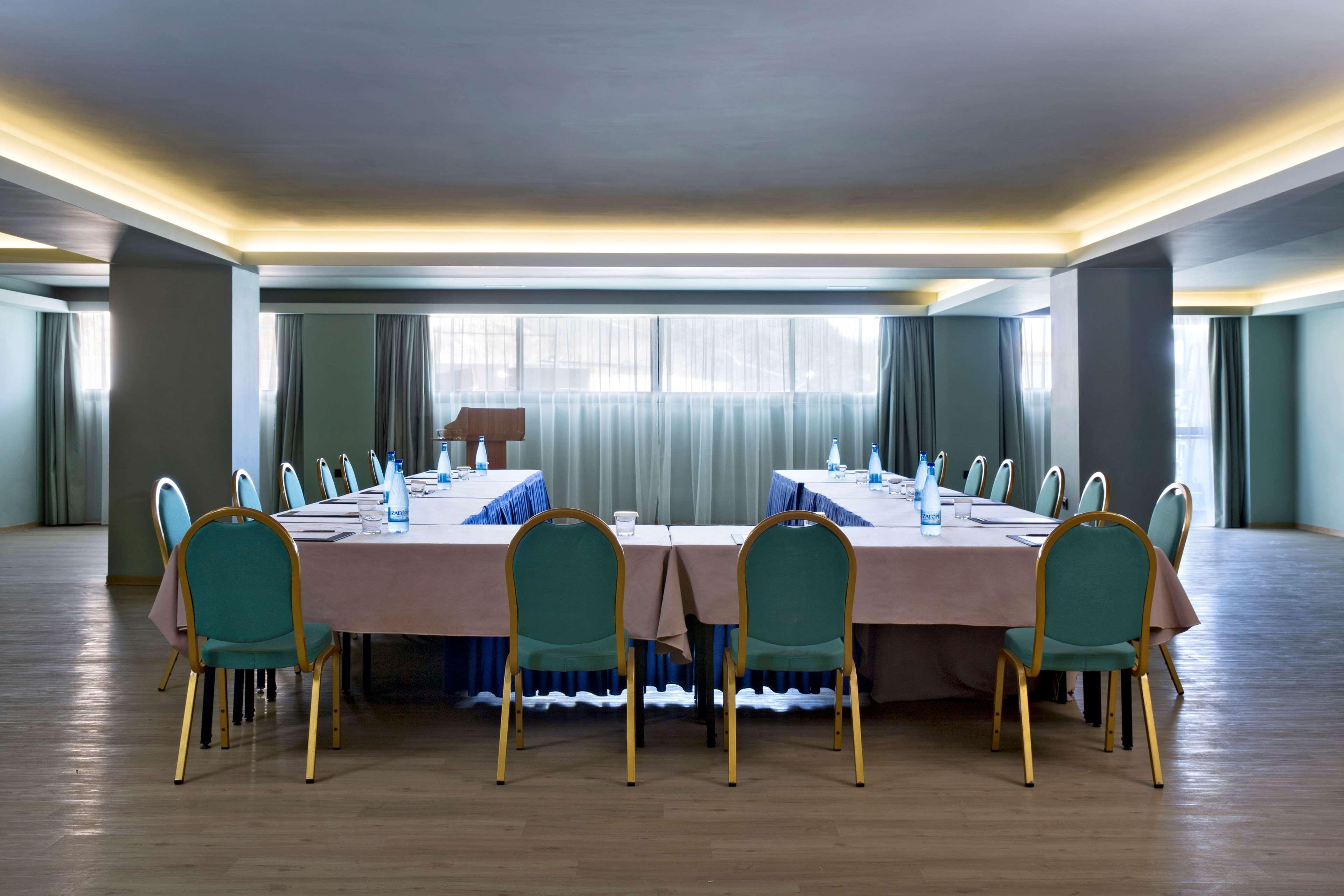Dolce By Wyndham Athens Attica Riviera 5*