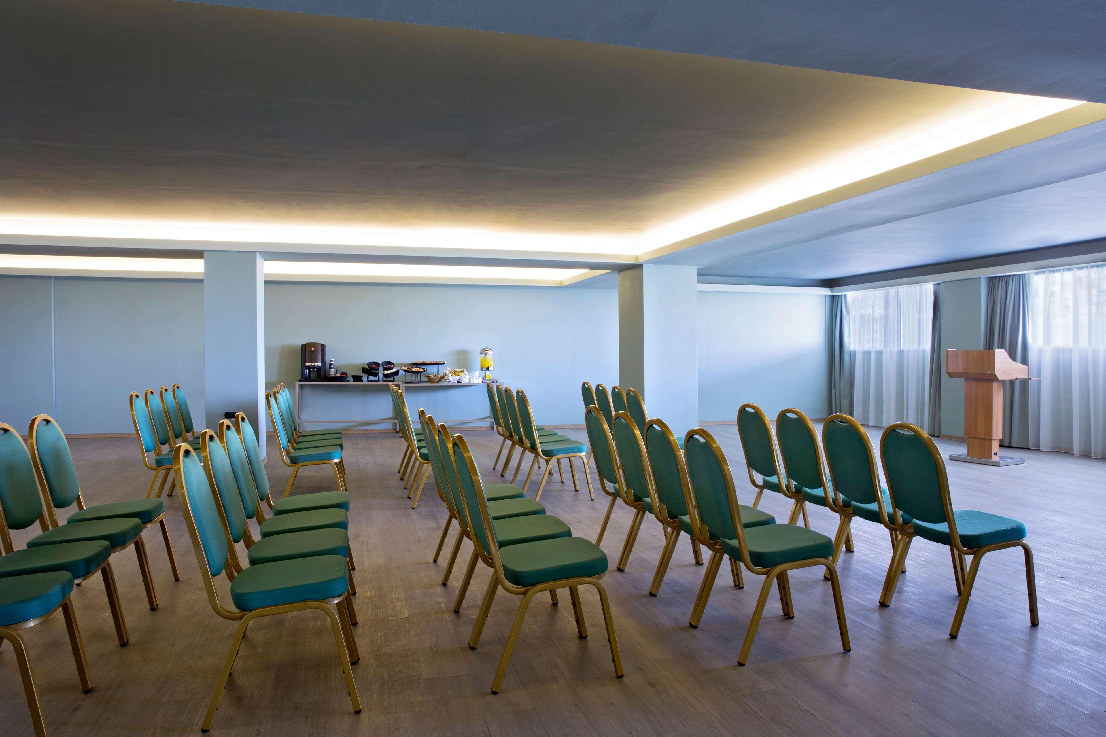 Dolce By Wyndham Athens Attica Riviera Hotel 5*