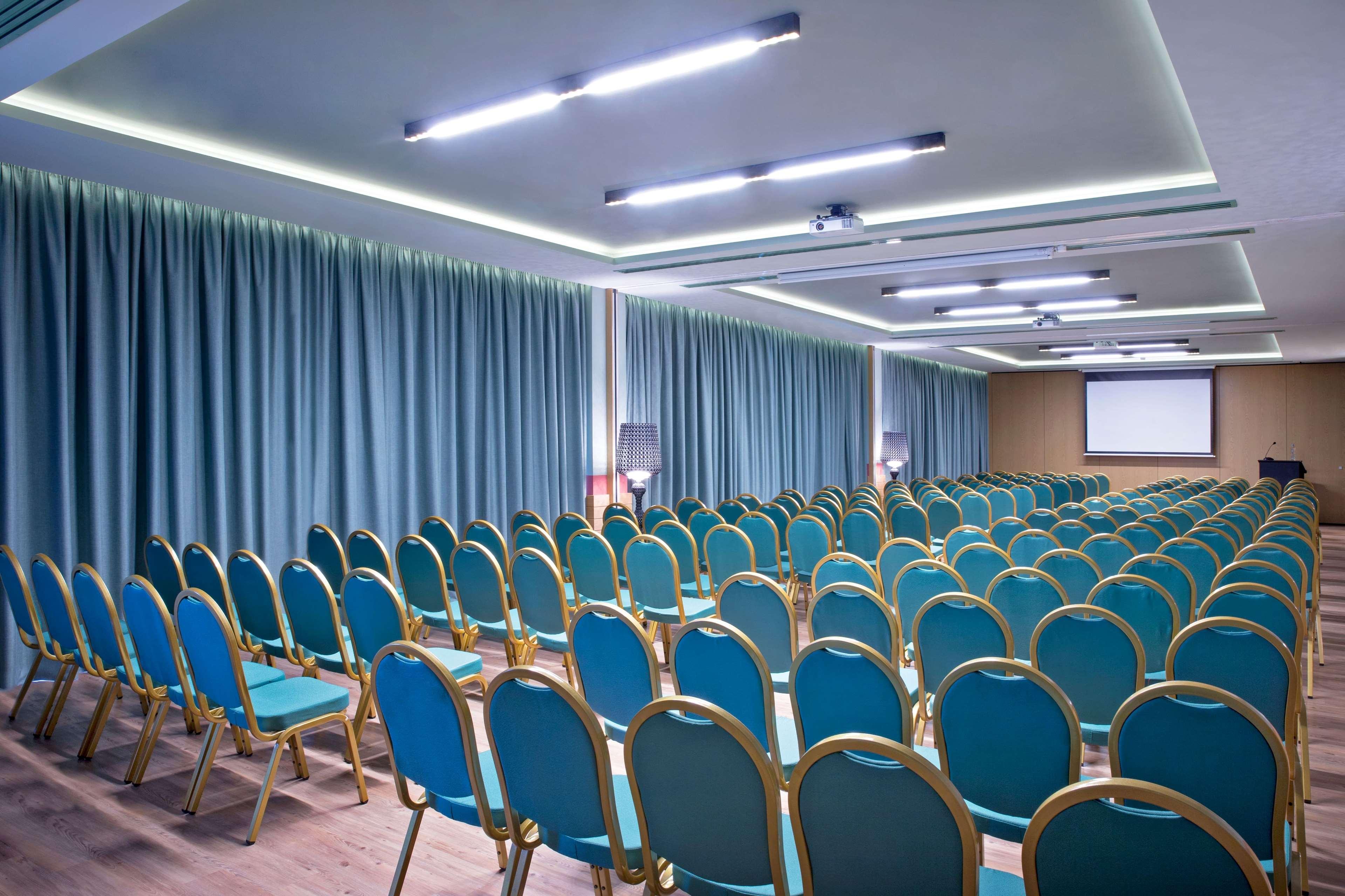 Hotel Dolce By Wyndham Athens Attica Riviera 5*