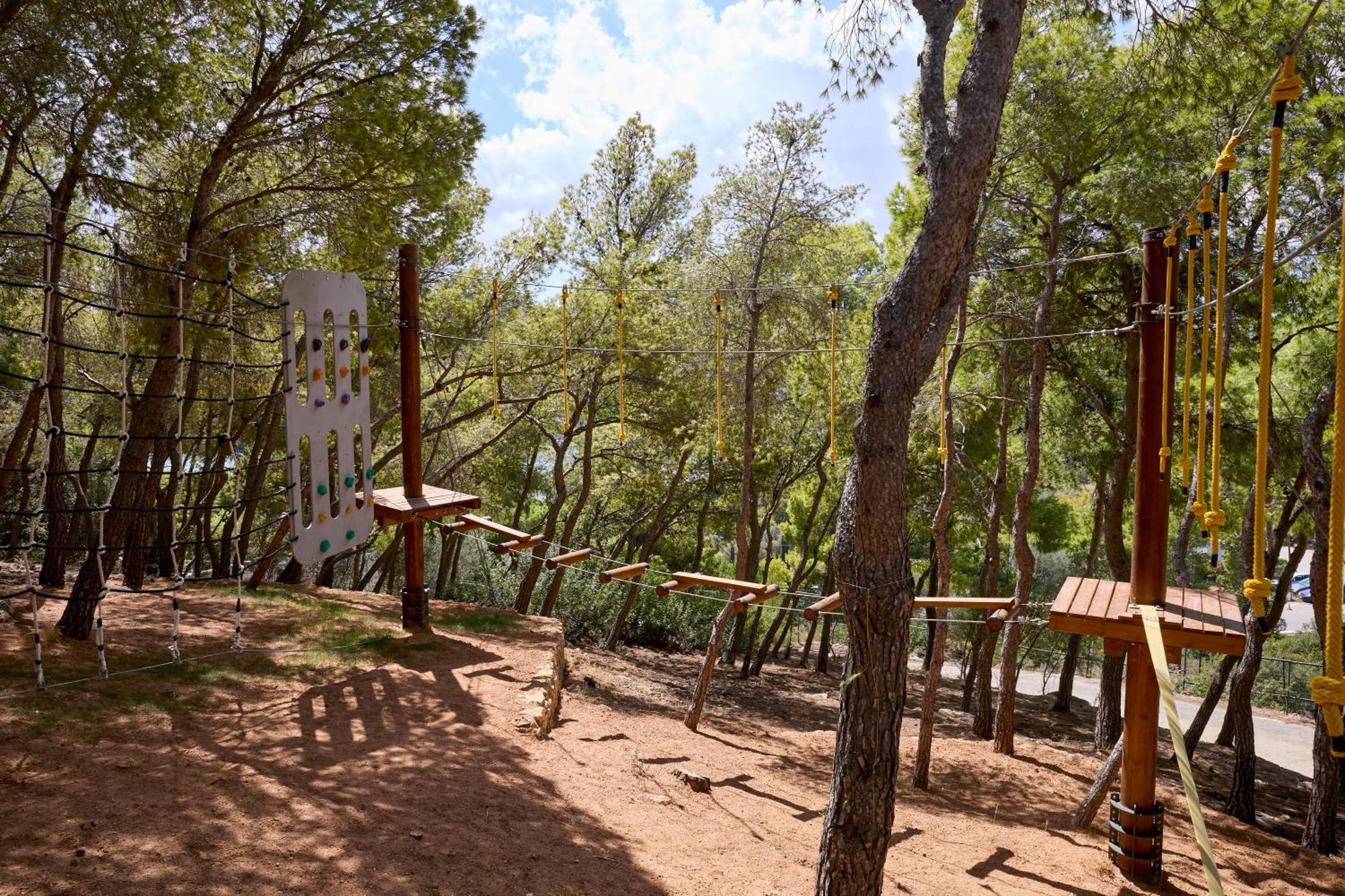 Dolce By Wyndham Athens Attica Riviera Отель