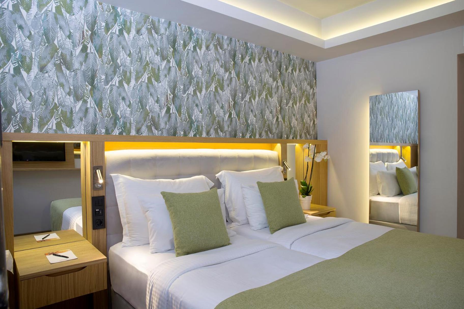 Dolce By Wyndham Athens Attica Riviera 5*
