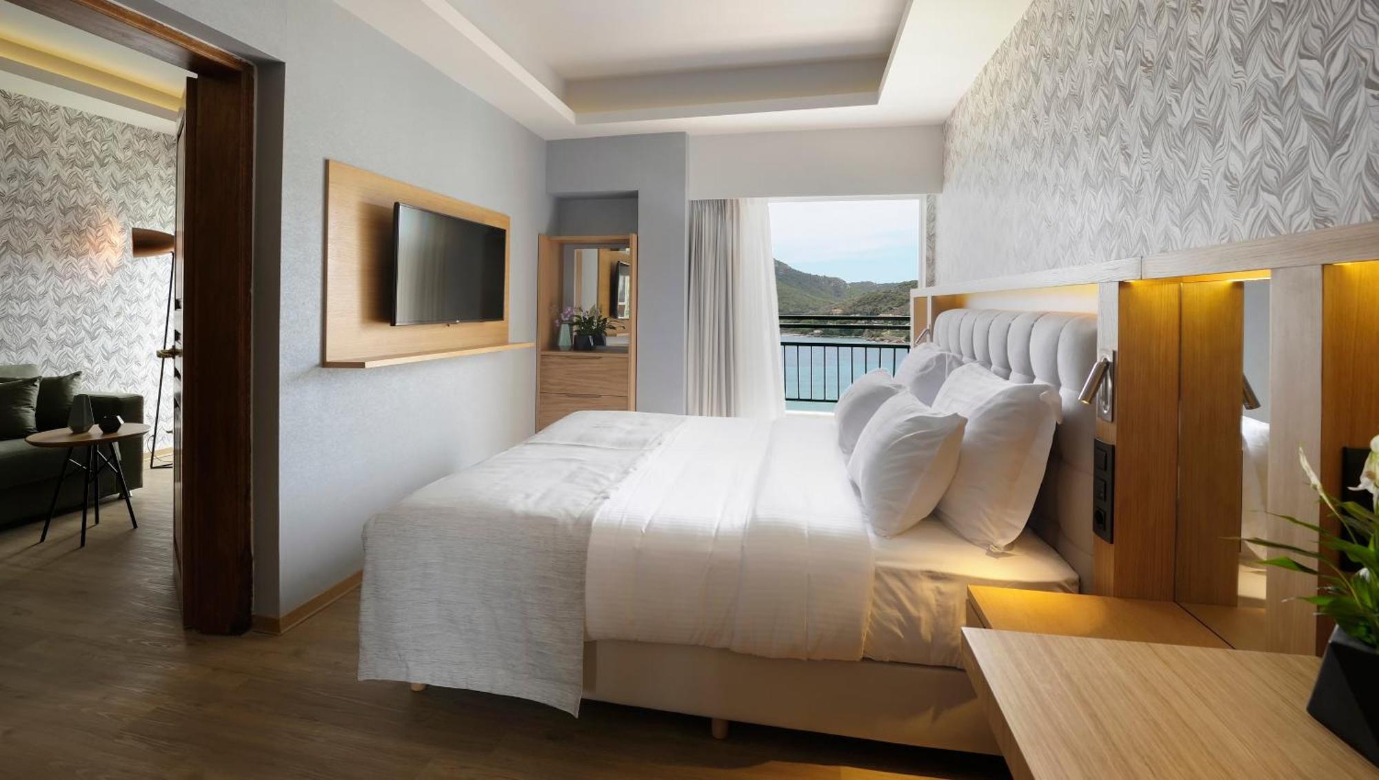 Dolce By Wyndham Athens Attica Riviera Otel